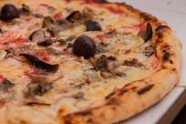 Famiglia Salerno Pizzaria e Trattoria