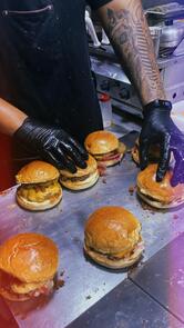 Los Primitivos Burger