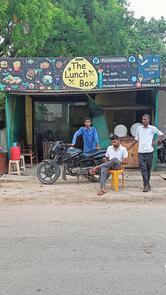 Lunch box restaurant