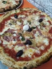 Pub Pizzeria Yuppies