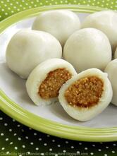 Pakeeza Sweet Center