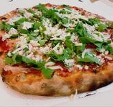 pizzeria planet via vespri