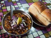 Shri Datta Upahar Gruh(Bhatachi Misal)