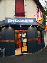 PYRAMIDE