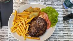 Celebrity – Bar Risto Burger