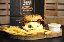 Dom Rodrigo Hamburgueria Artesanal