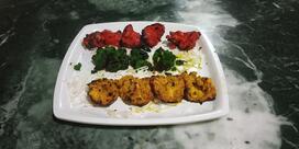 "हॉटेल आमंत्रण" Hotel Aamantran ( Nonveg special )