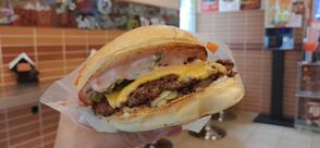 Chimps burger