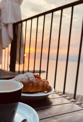 TERRAZZA I GRADONI META SUNSET BAR