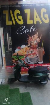Zig Zag Cafe