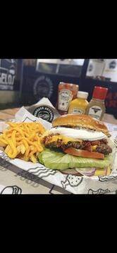 Mr Hambúrguer Artesanal