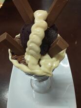 Monsters Da Praia Açaí