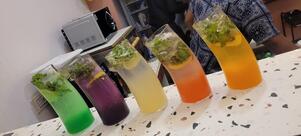 1998 DELIGHT AND DRINKS BY VR