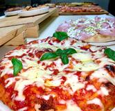 Basilikum pizza&food