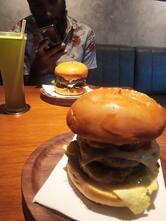 Grapa's Burger lounge, Kuttikkattoor