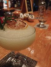 bar & lounge