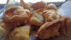 Chinky Sweets & Restaurant Hayuliang