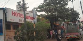 GURU INN’S FLOATING SPIRIT RESTAURANT & BAR