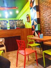 9 Ten Cafe. નાઇન ટેન કેફે