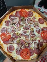 Incríveis Pizzas & Hamburgueria