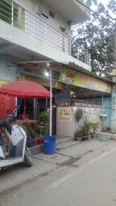 Goldy Food Centre