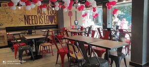 Pizza Hut Laketown, Kolkata