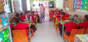 Shri Ganesh Lunch Home And Restaurant