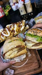 YAL RESTAURANTE E PETISQUERIA