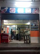 Golden Cakes And Bakes