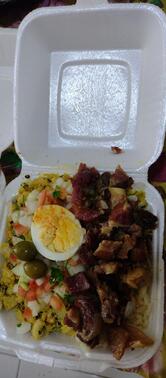 Quentinha universitária