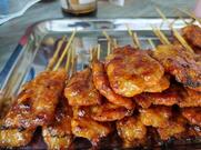 ร้านหมูปิ้งคุณยาย