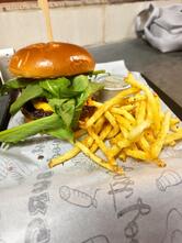 Two Burgers - Restaurante e Hamburgueria