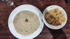 Hotel New Paris, ഹോട്ടൽ ന്യൂ പാരീസ്