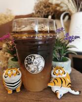 The​ Coffee Shop