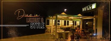 Moire Cafe Lounge & Bar