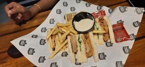 Burger Lounge Grapas Burger Lounge