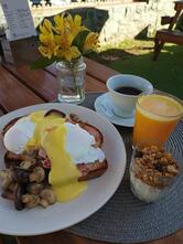 Na Casa Delas Café e Restaurante