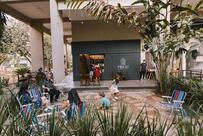 Porão Livro e Café