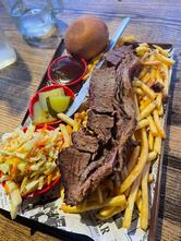 MAD GRILLZ SMOKEHOUSE