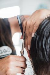 Cyrielle - Coiffeuse à domicile - Wecasa Coiffure