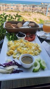 Bassatines Club : Café, Restaurant & Pizzeria