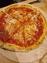 Jordan Tomas - Pizza Mamamia Mions