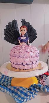 DEEPTI cake studio & academy