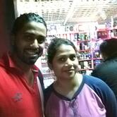 2 Brothers Bar & Restaurant