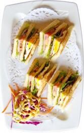 V,Raj's Castle The Cafe