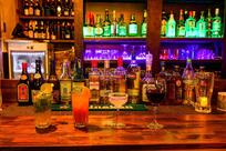 Ken's Bar