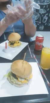 Cacaios Burguer