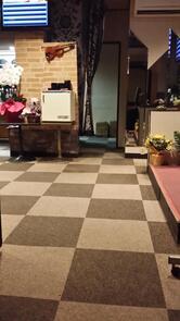 スナックとも