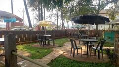 Lake View Bar and Restaurant