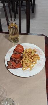 Ресторант ZORBAS Greek Grill House